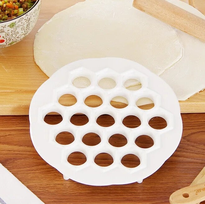 Kitchen Dumpling Mold Maker - 19 Holes